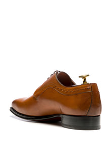 Light brown business shoes