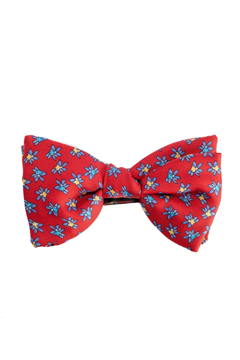 Red bow tie with floral model