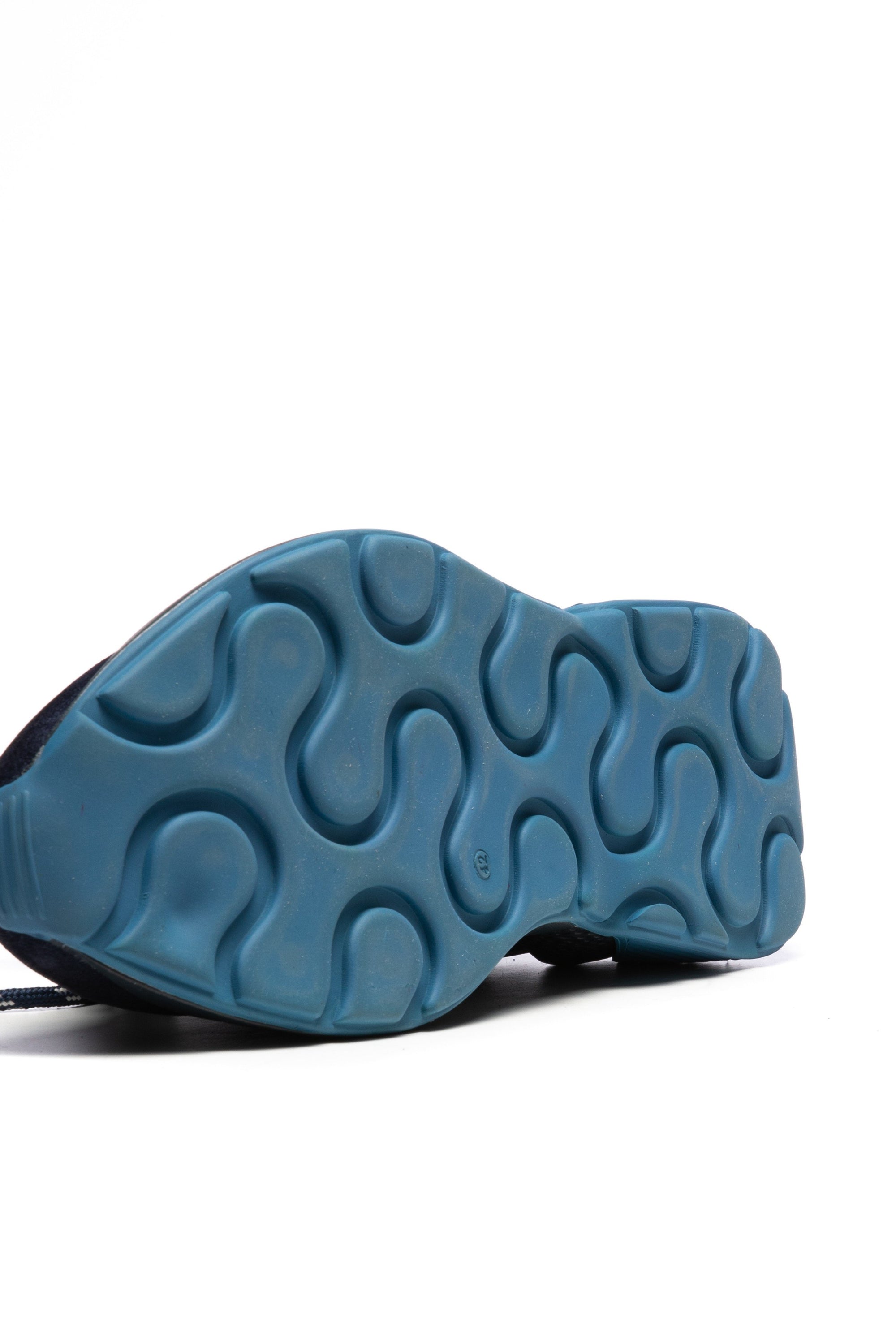 Navy sport shoes with Blue