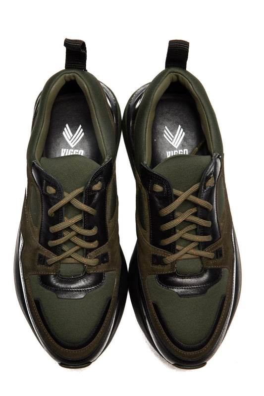 Khaki sport shoes in suede leather