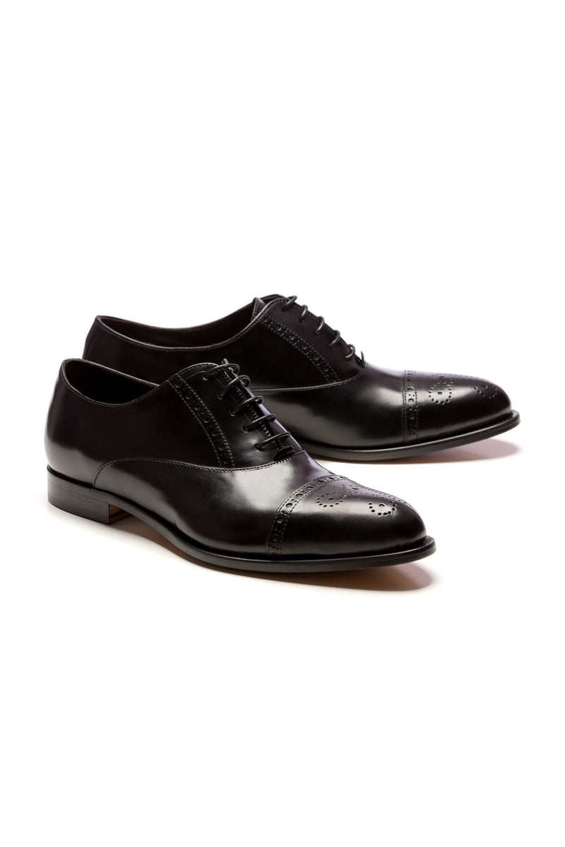 Brogue Oxford black shoes
