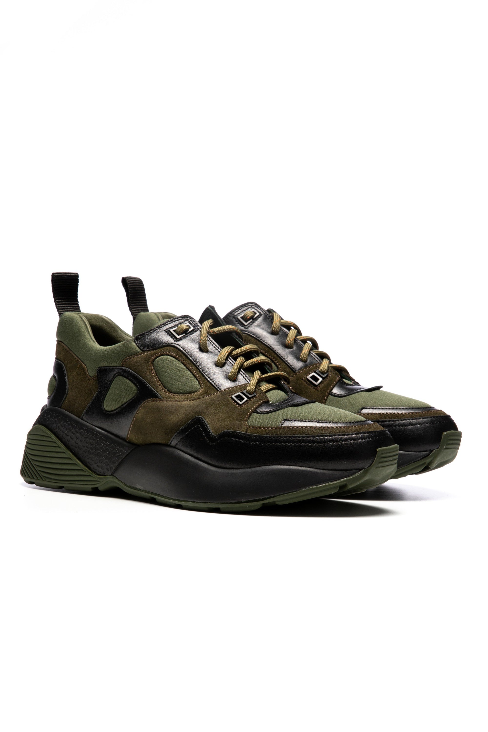 Khaki sport shoes in suede leather