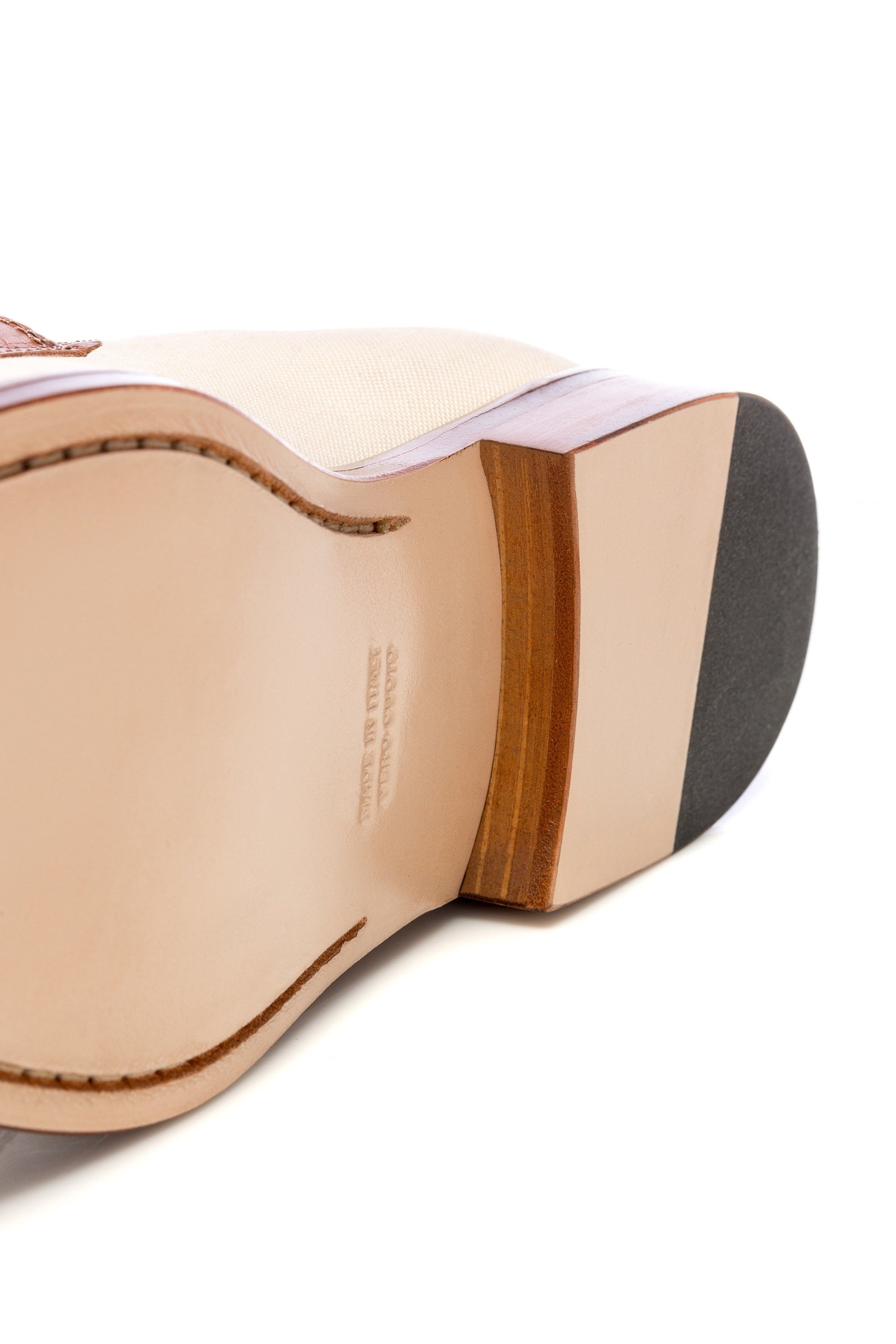 Camel cream leathered and textured moccasins