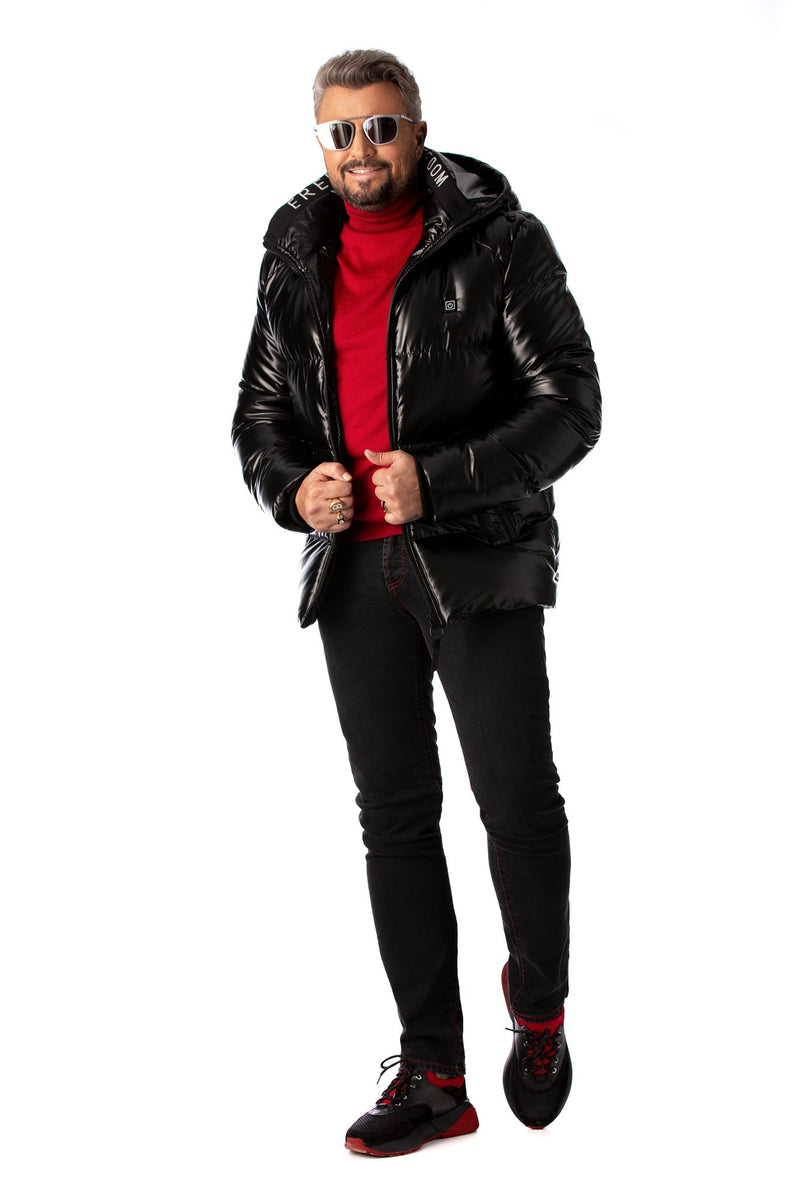 Black jacket with three levels of heating