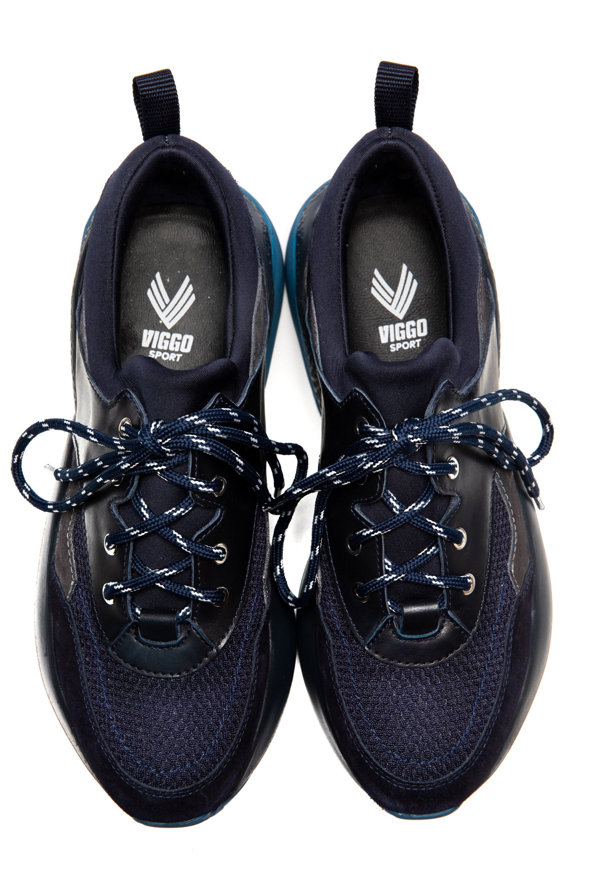 Navy sport shoes with Blue
