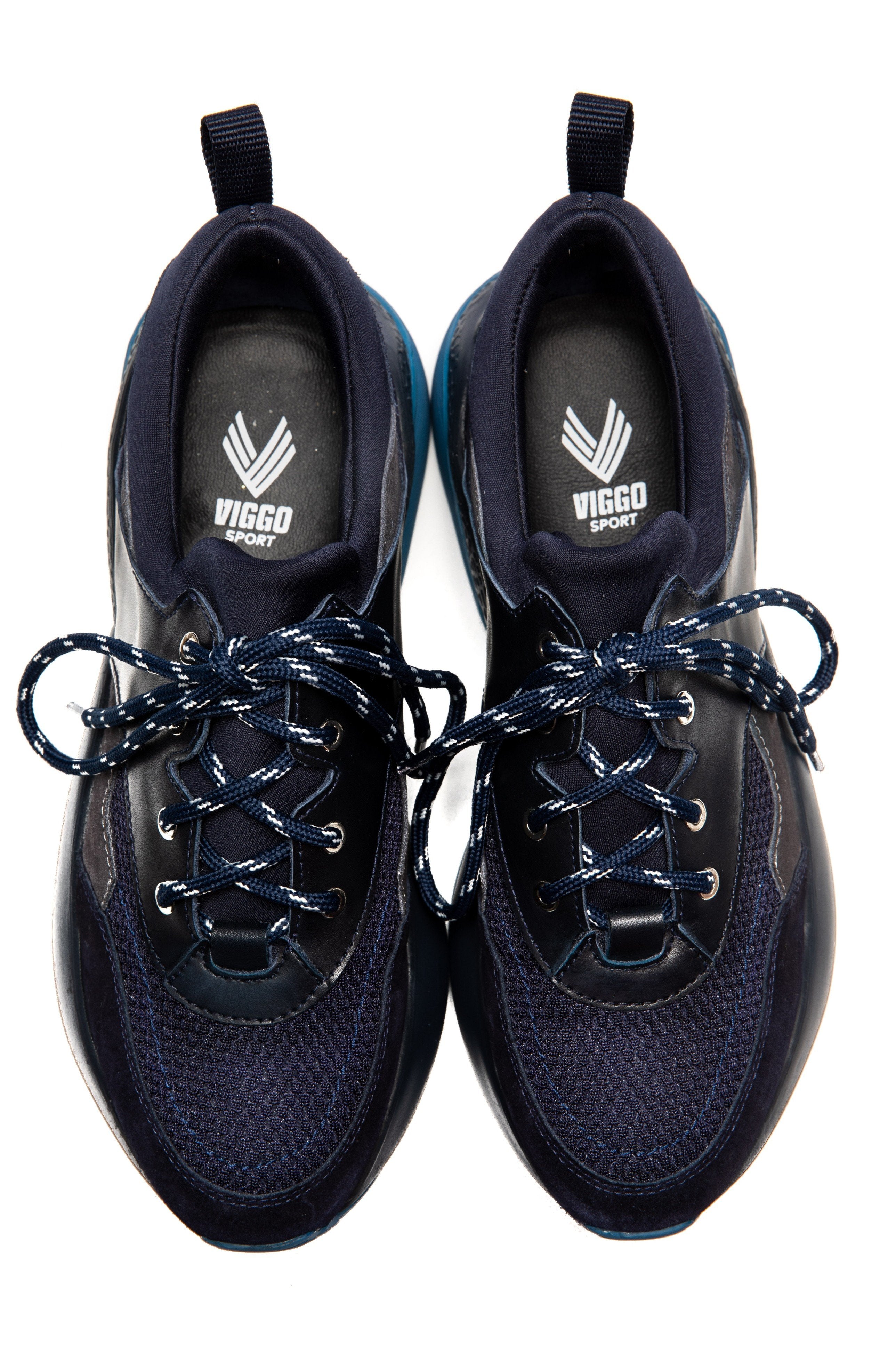 Navy sport shoes with Blue