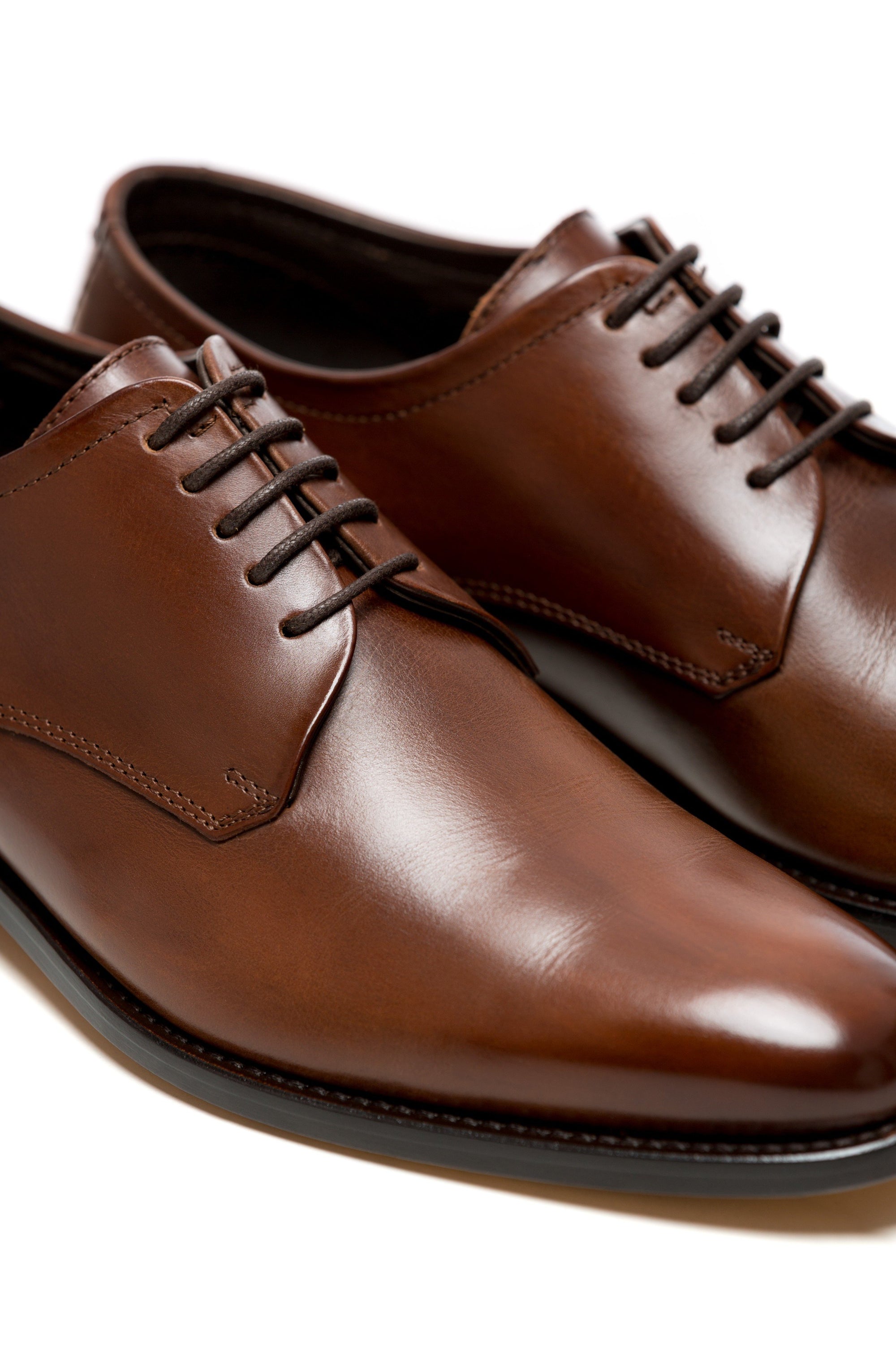 Derby cognac shoes