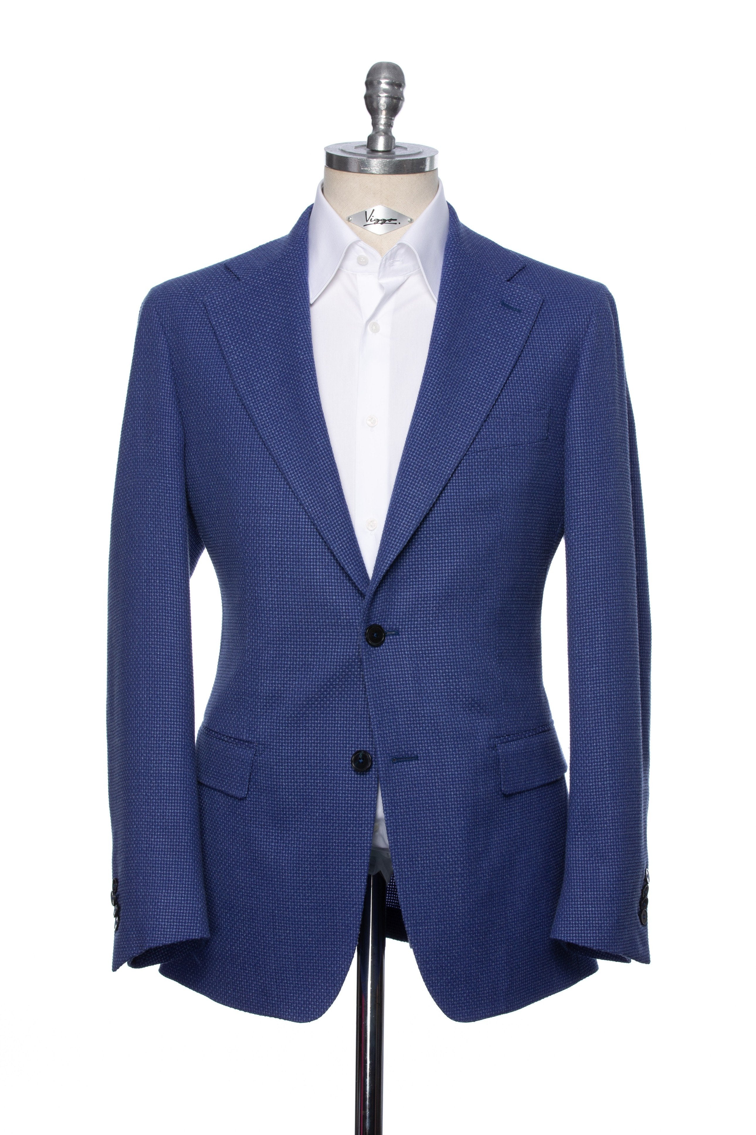 Blue thin textured casual jacket and lapel cut