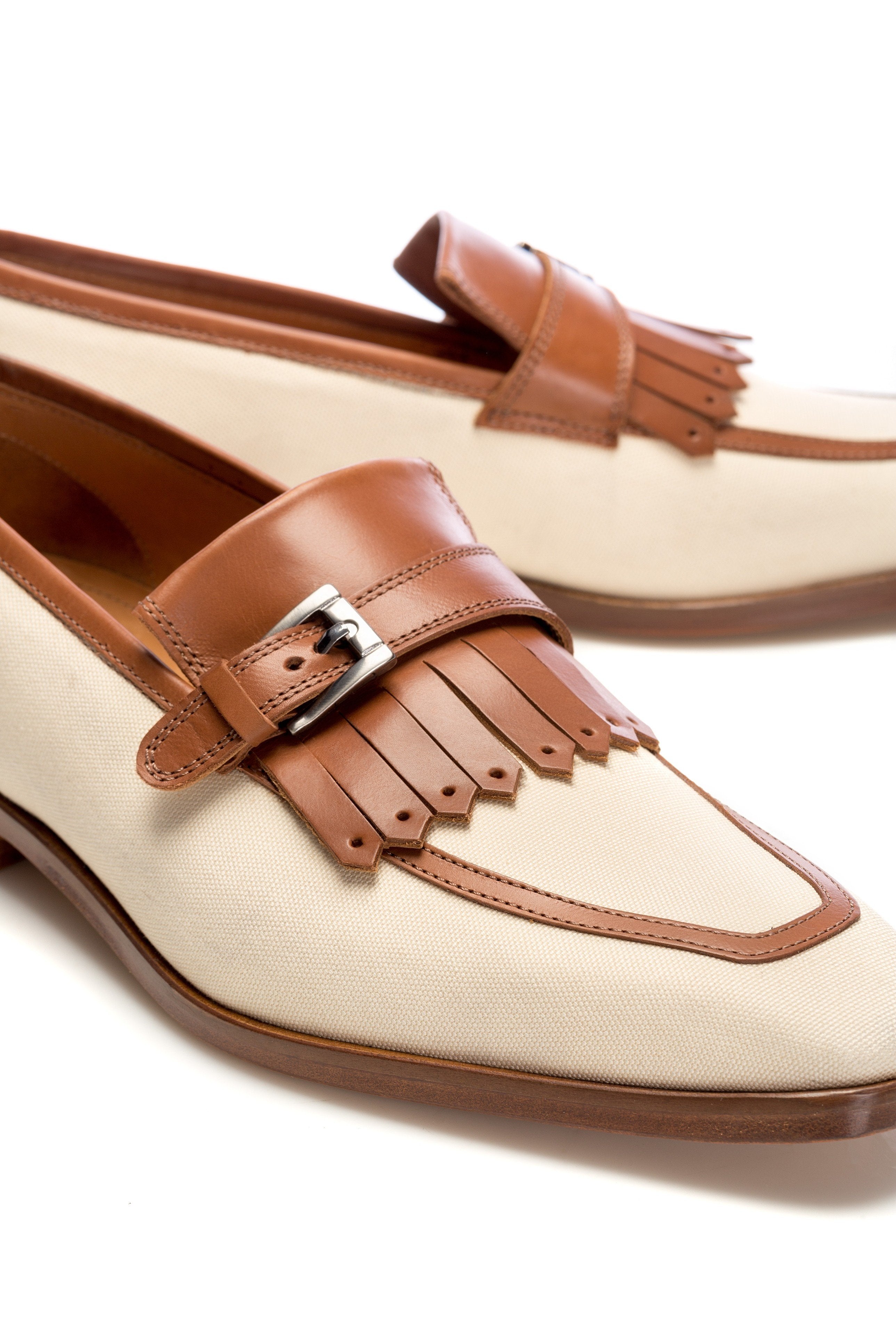 Camel cream leathered and textured moccasins