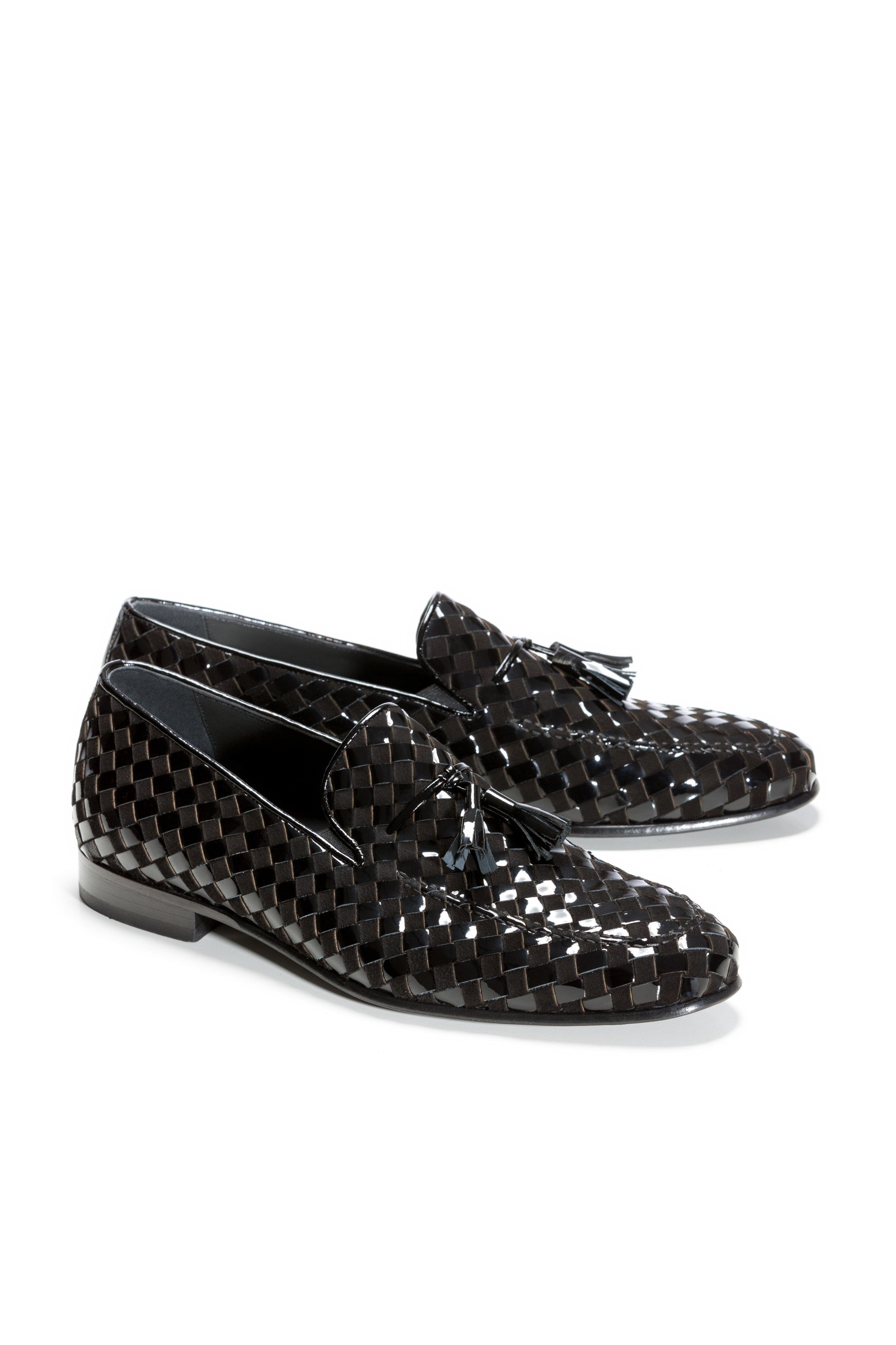 Tuxedo shoes braided with tassels